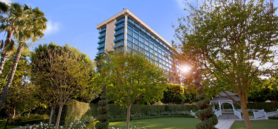 Disneyland Hotel Anaheim Bagian luar foto