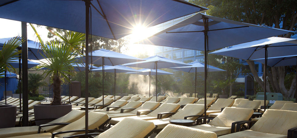 Disneyland Hotel Anaheim Bagian luar foto