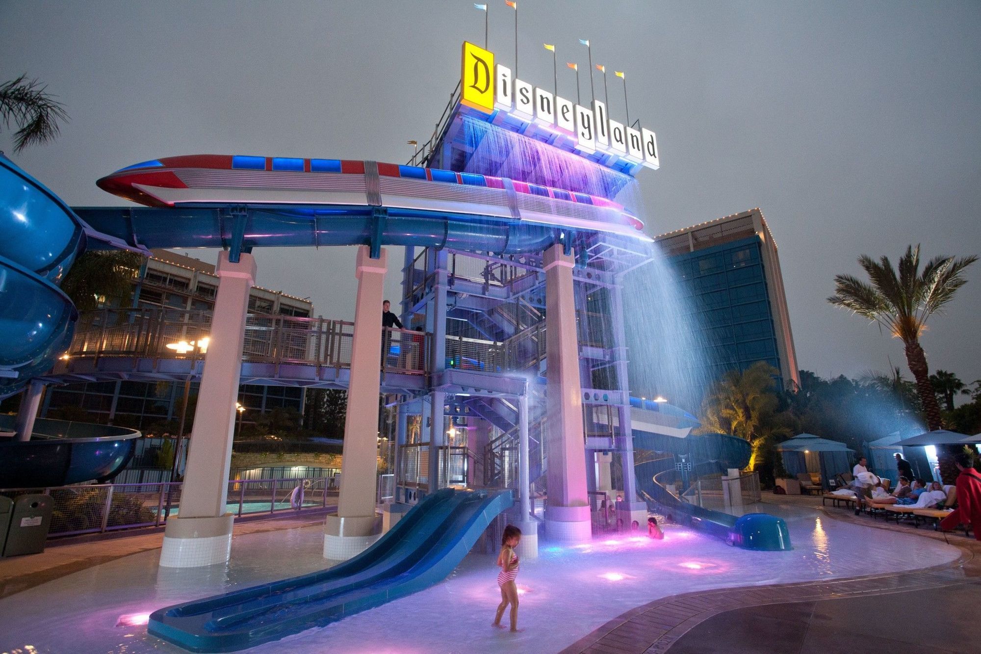 Disneyland Hotel Anaheim Bagian luar foto