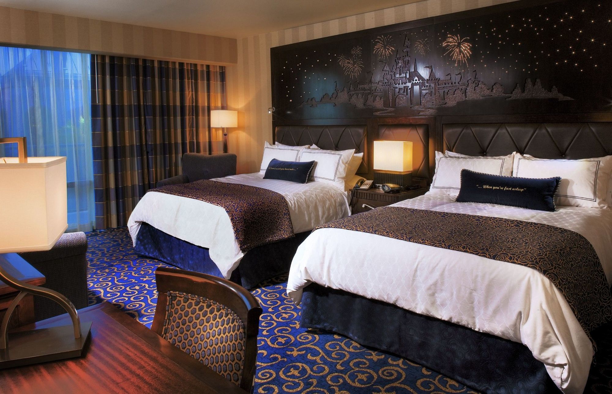 Disneyland Hotel Anaheim Bagian luar foto