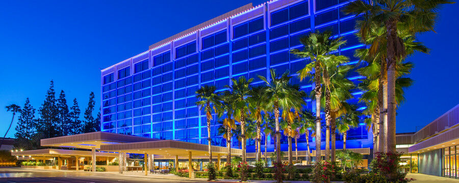 Disneyland Hotel Anaheim Bagian luar foto